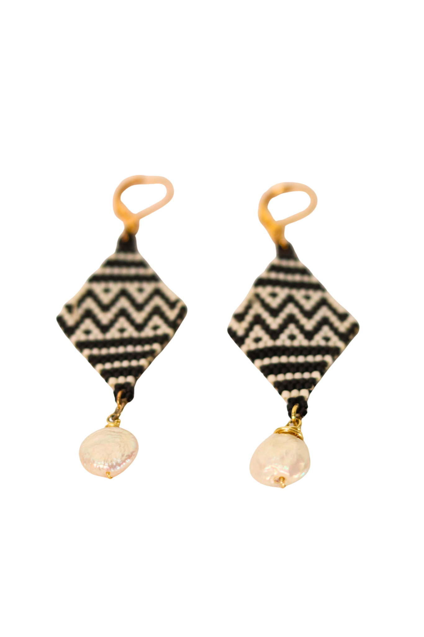 Aretes Rombos Blanco y Negro