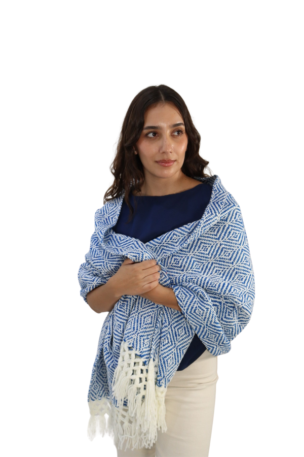 Chal Azul con Blanco