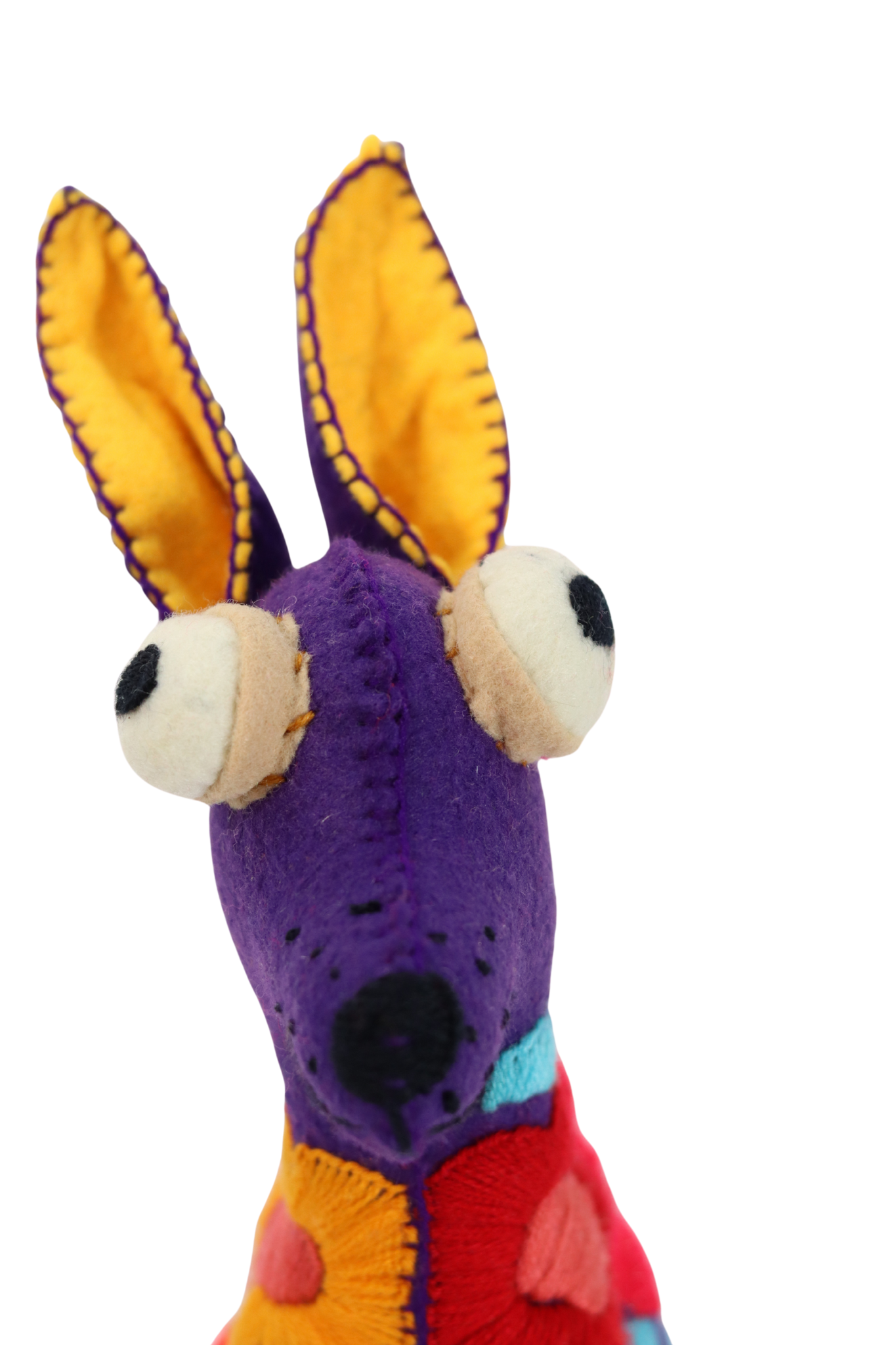 Perro morado bordado