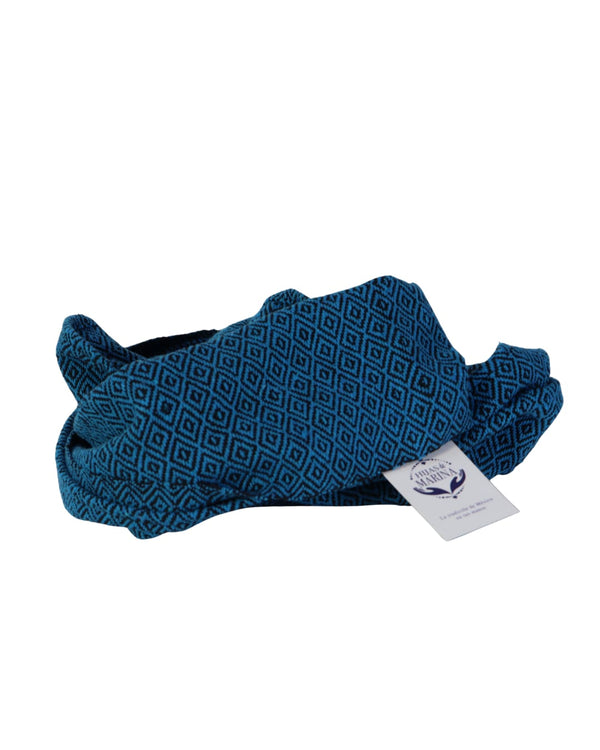 Cuello Azul con negro