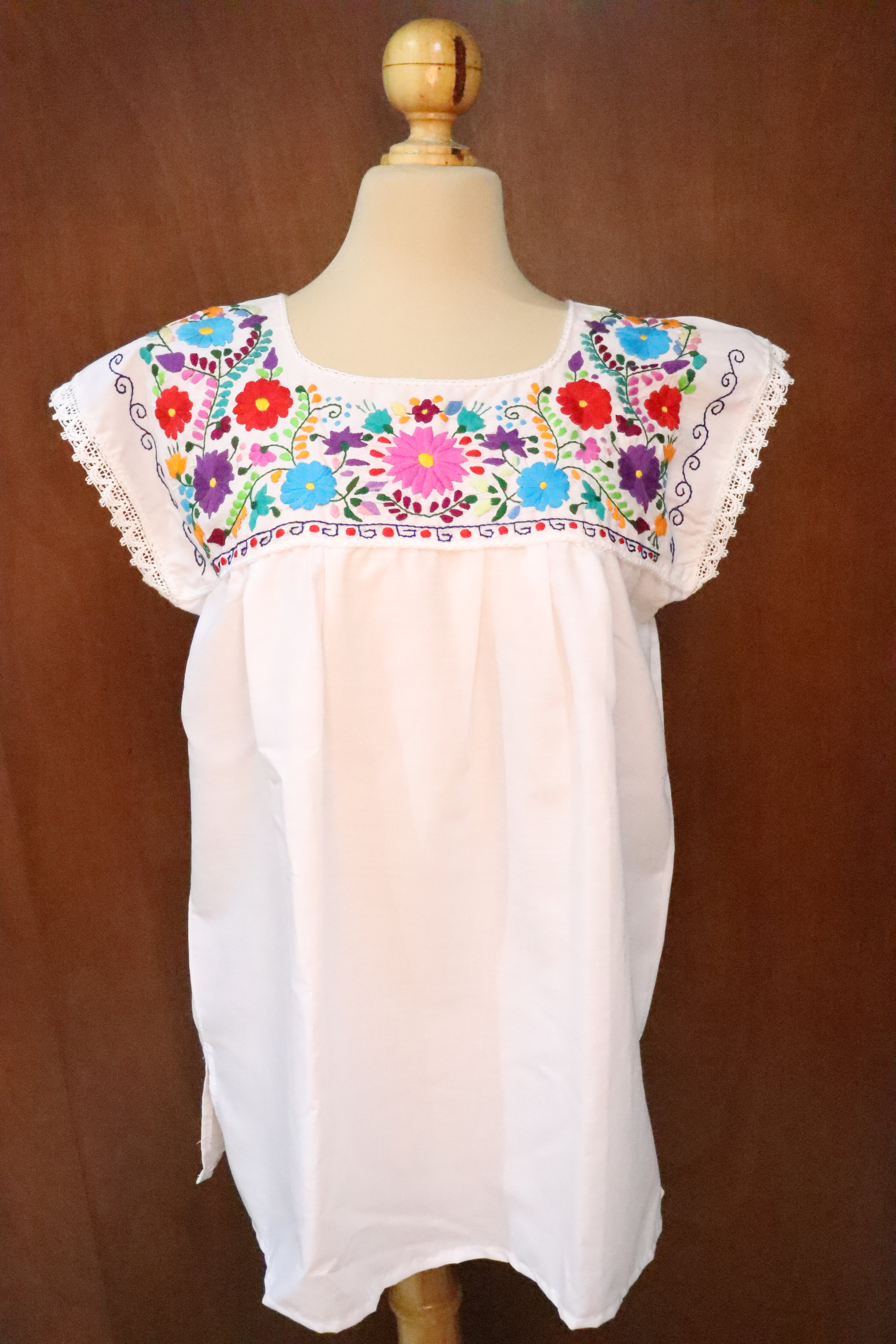 Blusa manta con encaje